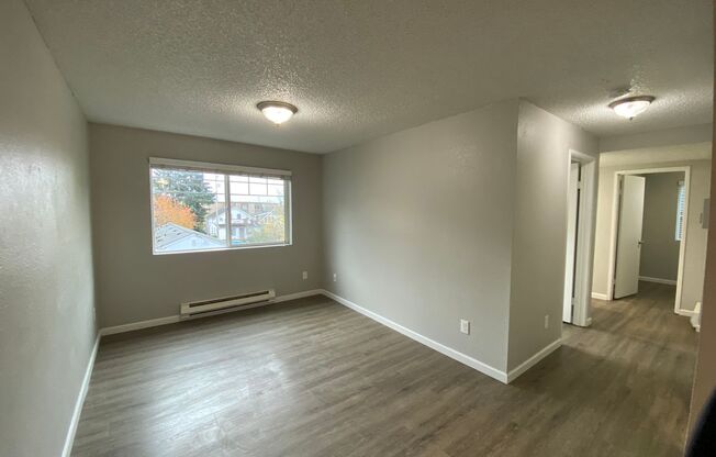 3 beds, 2 baths, 643 sqft, $2,450, Unit A103