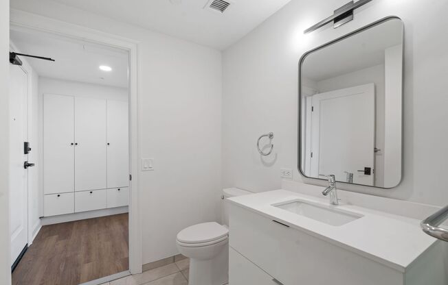 Studio, 1 bath, 576 sqft, $2,295, Unit 1003