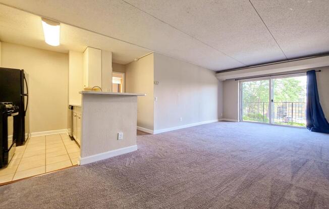 1 bed, 1 bath, 708 sqft, $1,625