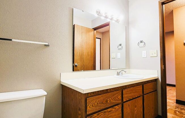 Studio, 1 bath, 440 sqft, $1,005, Unit 217