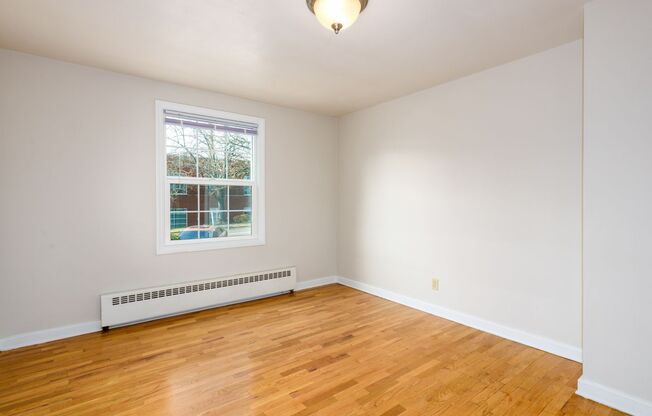 Manor Court Apartments