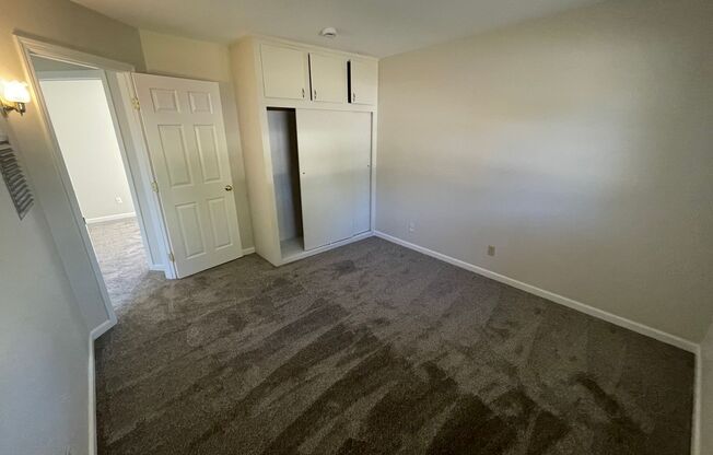 $2,500 / 2 BR – Freshly Updated Duplex Unit in Charming Niles Neighborhood