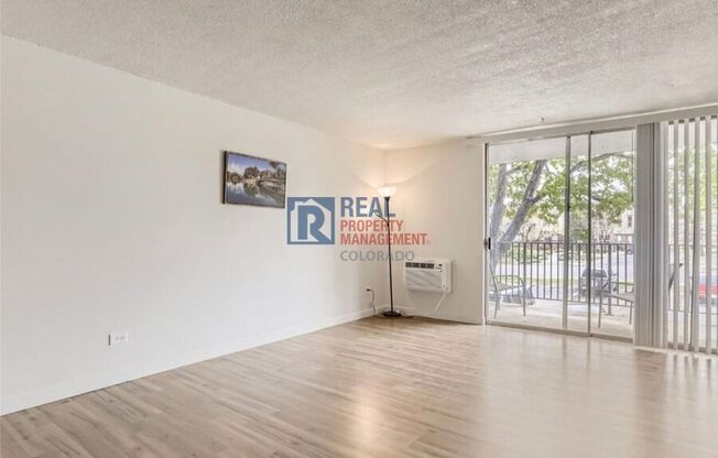 2281 S VAUGHN WAY