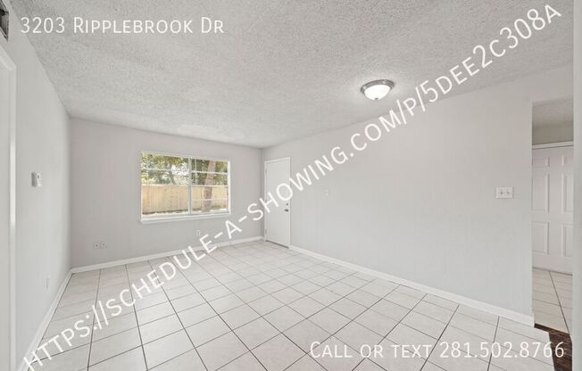 3203 RIPPLEBROOK DR
