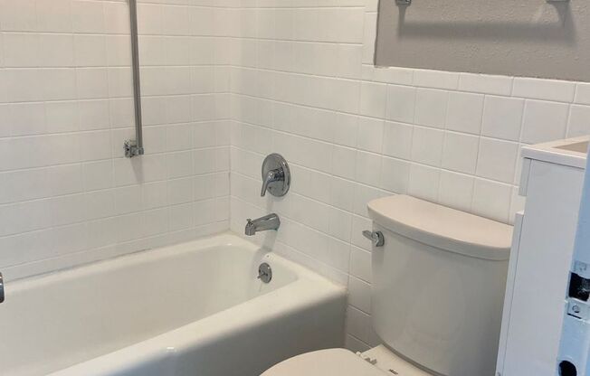 Studio, 1 bath, 500 sqft, $850, Unit 251