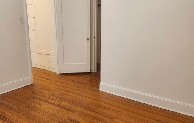 1 bed, 1 bath, 655 sqft, $1,549, Unit 305