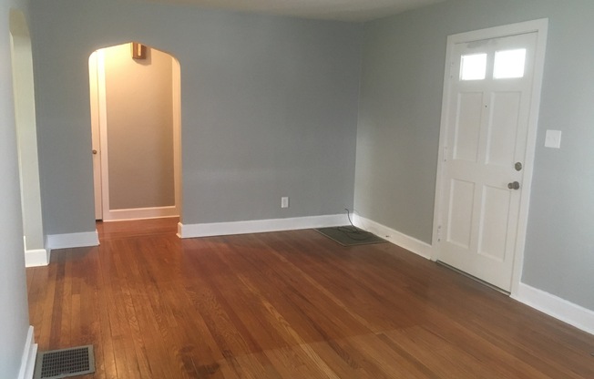 3 beds, 2 baths, $1,375