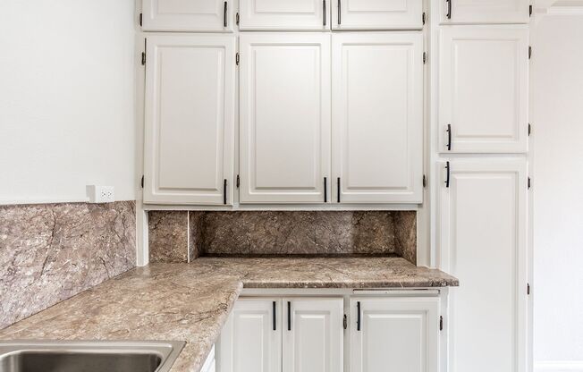 Studio, 1 bath, 475 sqft, $1,399, Unit 503