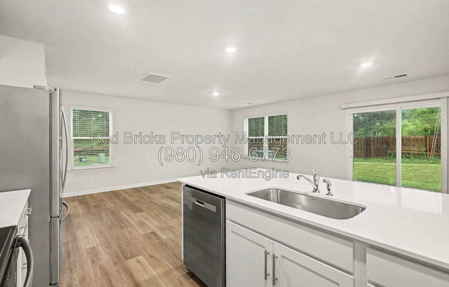 4 beds, 2.5 baths, 1,616 sqft, $1,995