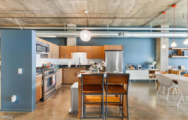 510 S Hewitt St UNIT 104
