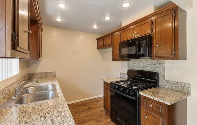 Immaculate Downey 2 Bedroom / 2 Bath