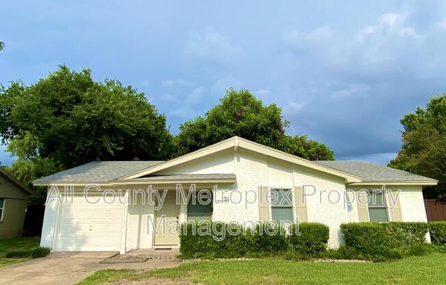 1314 TIMBERLAKE CIR