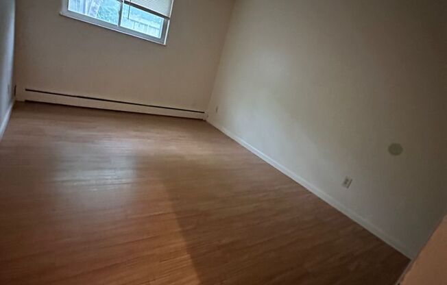 The Clinton Springs Apartments