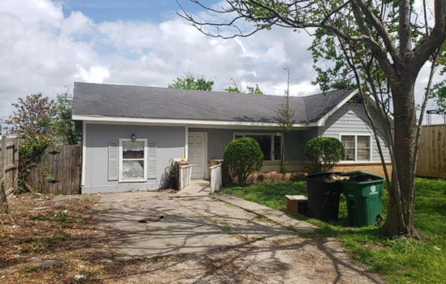 Affordable spacious 5BD/2BA single-family house!