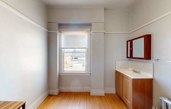 Studio, , 131 sqft, $1,100, Unit 30