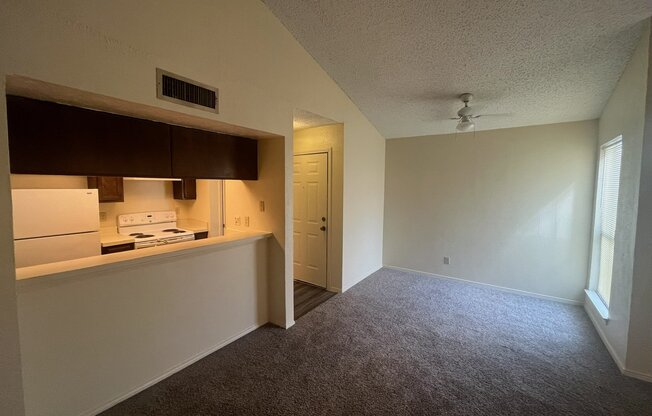 2225 MADISON DR
