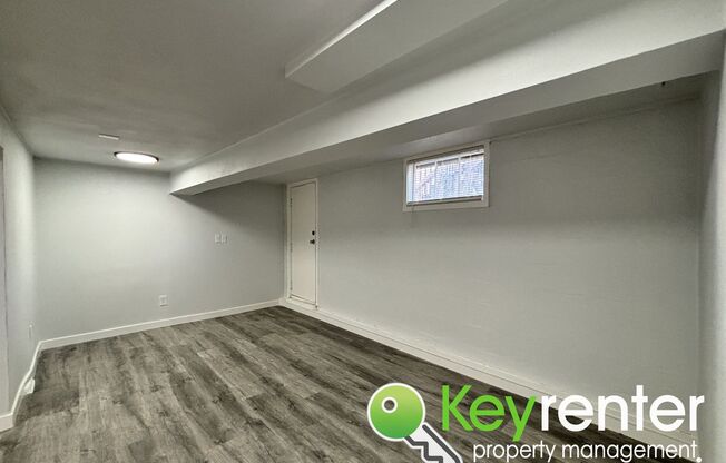 Cozy & Private 2Bed/1Bath Apartment with Shared Backyard & Prime Location