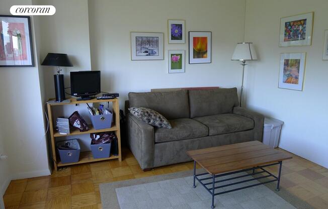 2 beds, 2 baths, 1,142 sqft, $6,400, Unit 18C