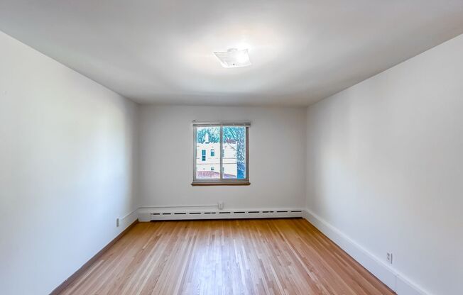 1 bed, 1 bath, 550 sqft, $975, Unit 207