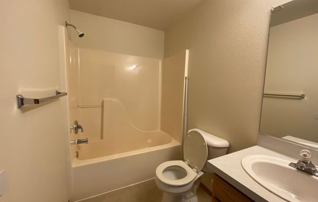 Updated 3 Bedroom Duplex with Garbage Paid!