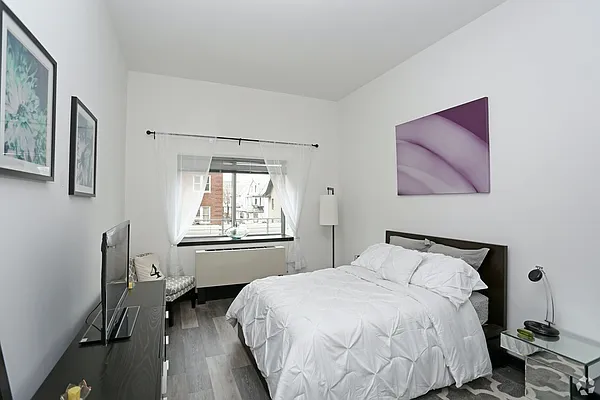 Studio, 1 bath, $3,550, Unit 1124