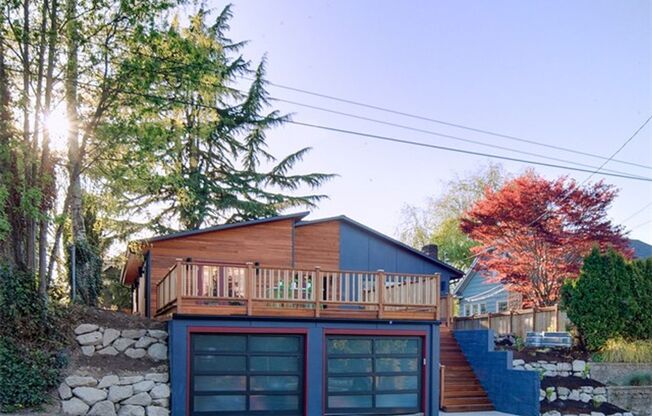 Incredible 3 Bed 2 Bath Madrona Home for Lease!