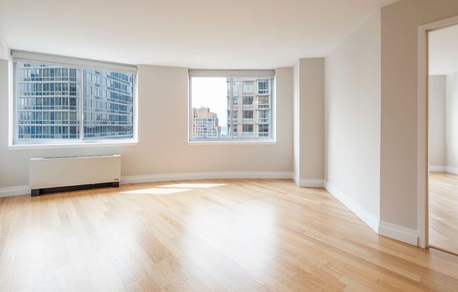 1 bed, 1 bath, 693 sqft, $6,544, Unit 19G