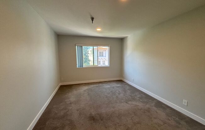 1 bed, 1 bath, 850 sqft, $2,298, Unit 205