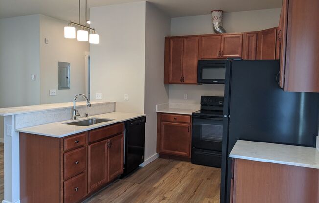 2 beds, 1 bath, 900 sqft, $1,700, Unit 204