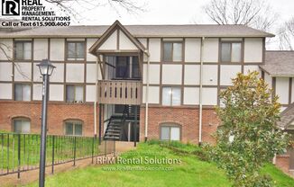 Amazing 2BR Condo off Edmondson Pike/Brentwood! Washer/dryer, 2-car garage, water, lawncare all included!