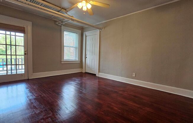 1 bed, 1 bath, 850 sqft, $1,099, Unit 11