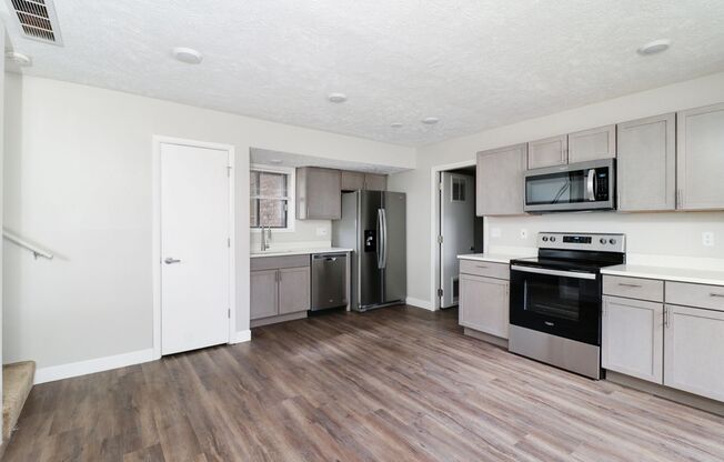 3 beds, 1.5 baths, $1,599, Unit D