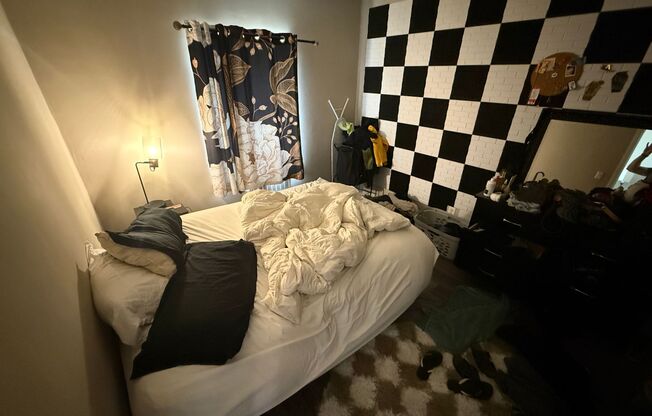 1 bed, 1 bath, 525 sqft, $895, Unit #103