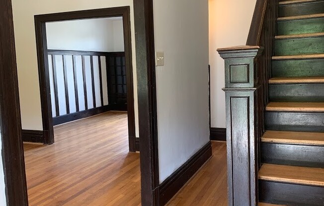 Great two story town home in the heart of Morningside!