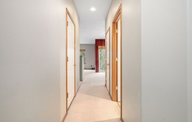 Detached Townhome in Kingston Meadows Community