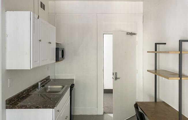 PARHOT - 759 Fourth Avenue