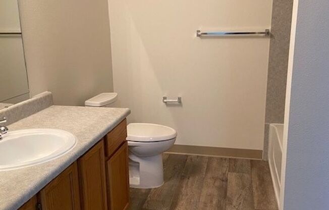2 beds, 2 baths, 1,062 sqft, $1,995, Unit D301