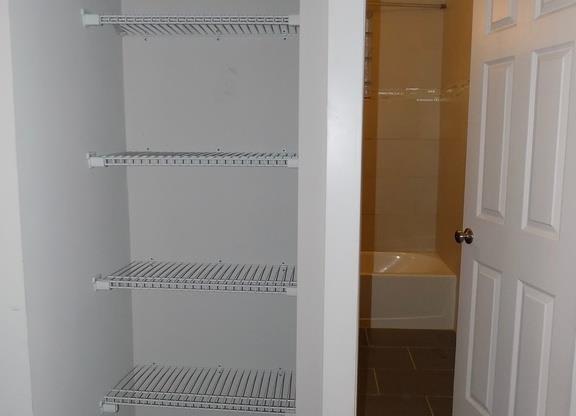 Custom Closet Organization