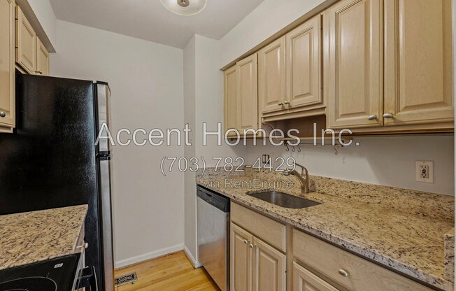 2 beds, 2.5 baths, 1,452 sqft, $3,400