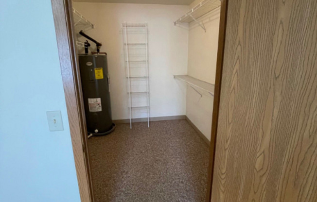 2 beds, 1 bath, 1,000 sqft, $1,000, Unit TE218X-104