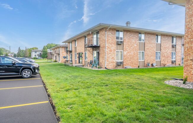 1 bed, 1 bath, 625 sqft, $999, Unit 2031-8