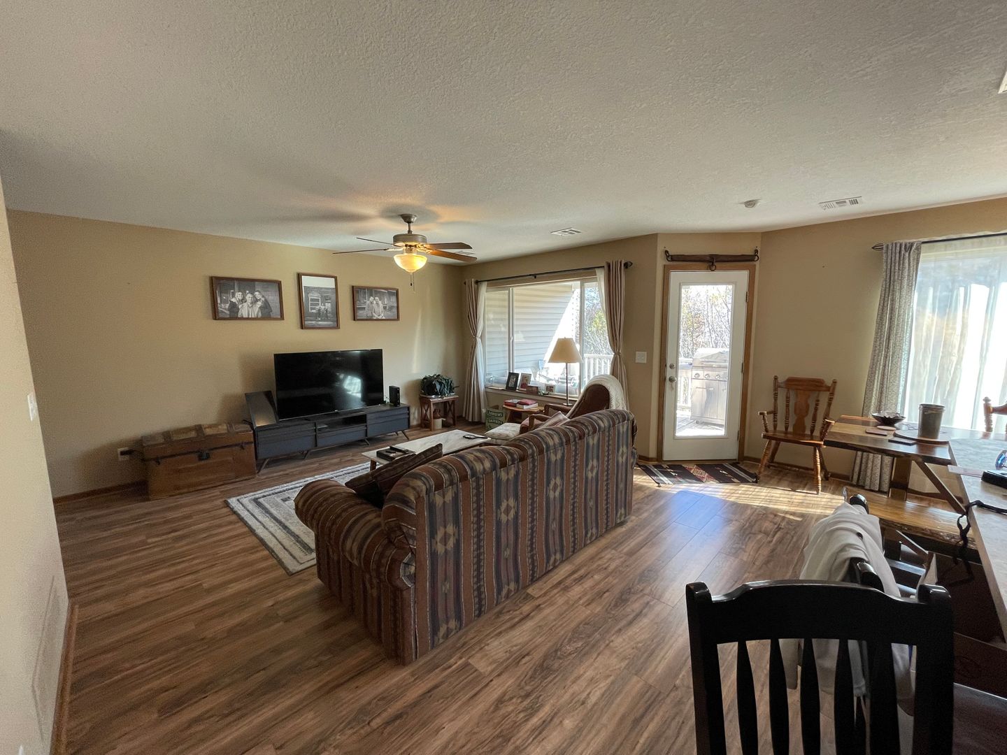 West Side Townhome - Close to Ft. Riley - AVAILABLE JULY 1