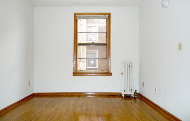 2 beds, 2 baths, 950 sqft, $1,415, Unit 10 - 210