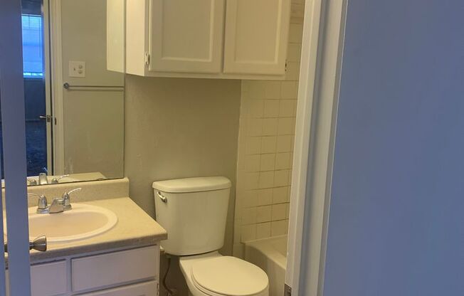 7814-7816 Las Olas Blvd