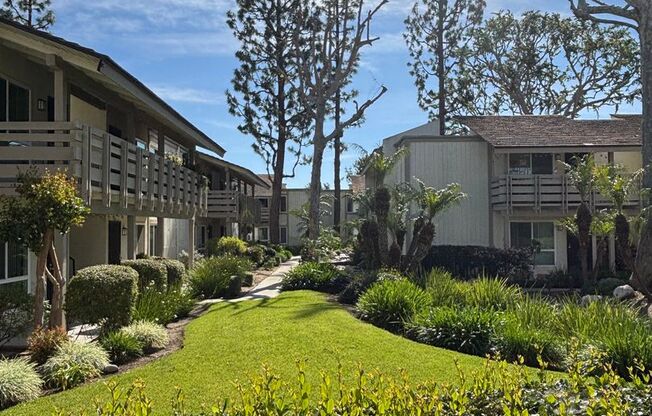 1 bed, 1 bath, 644 sqft, $2,125, Unit 78