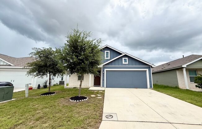 Gorgeous 3-bedroom, 2 Bathroom, Minutes from Randolph AFB