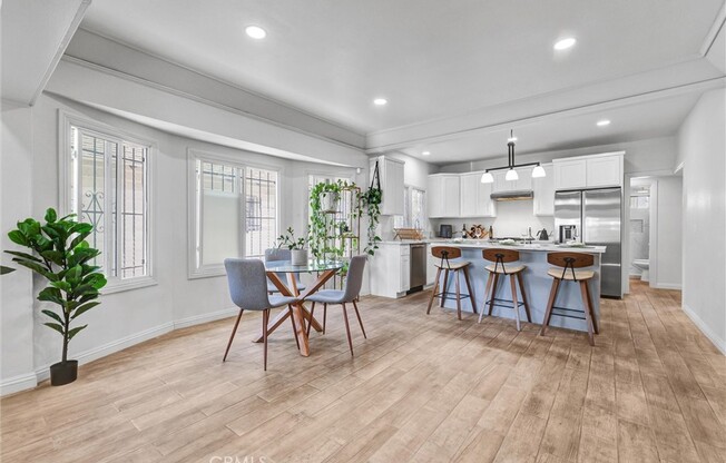 235 W 58 ST