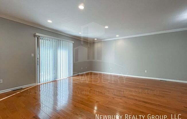 135 BANKSVILLE PL