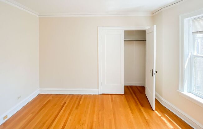 1 bed, 1 bath, 719 sqft, $1,850, Unit 1610-3W