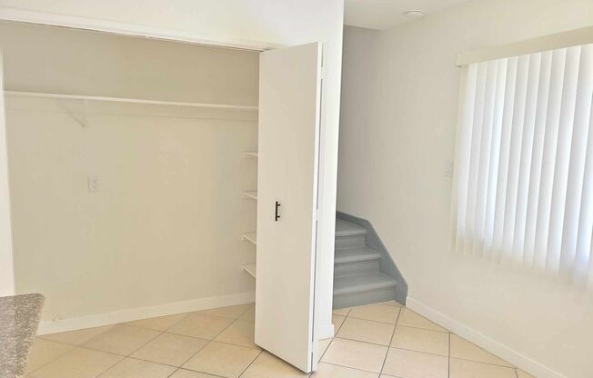 2 beds, 1.5 baths, 950 sqft, $2,800, Unit 4